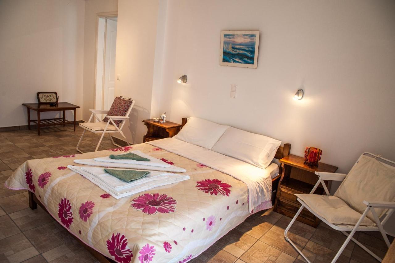 Thimios Rooms Keramiaí Buitenkant foto