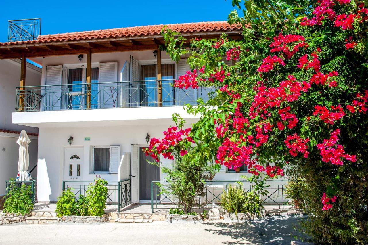 Thimios Rooms Keramiaí Buitenkant foto