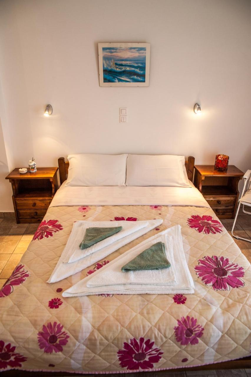 Thimios Rooms Keramiaí Buitenkant foto