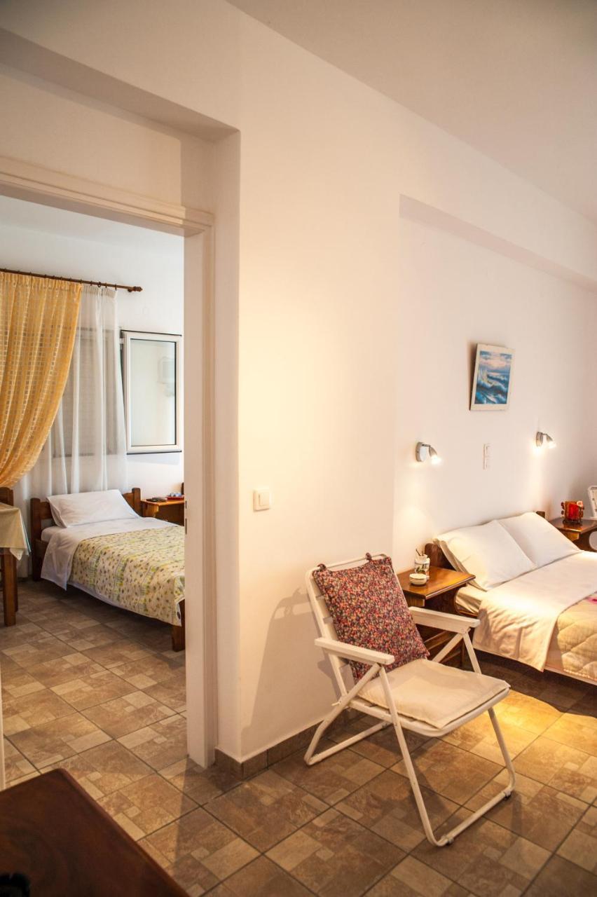 Thimios Rooms Keramiaí Buitenkant foto