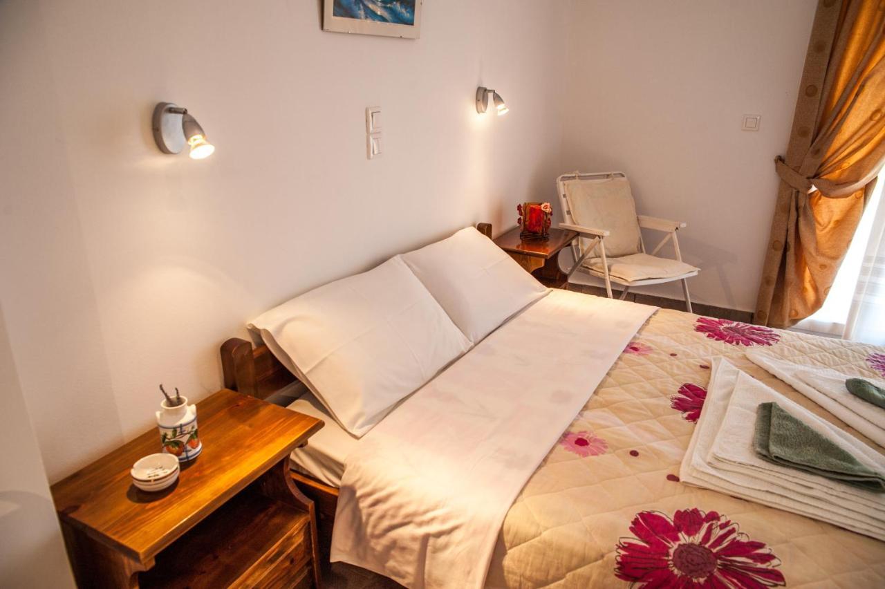 Thimios Rooms Keramiaí Buitenkant foto