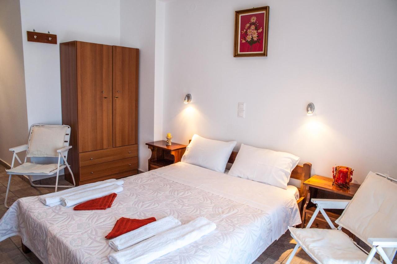 Thimios Rooms Keramiaí Buitenkant foto